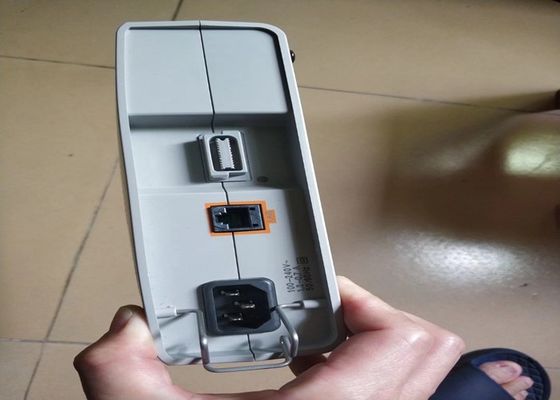 PHLIP M8023A أجزاء المعدات الطبية محول الطاقة 100V 240V 50HZ 60HZ