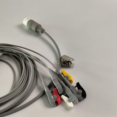 فيليب مراقبة المرضى الأصلية 5 رصاص مجموعة IEC REF: 989803143191