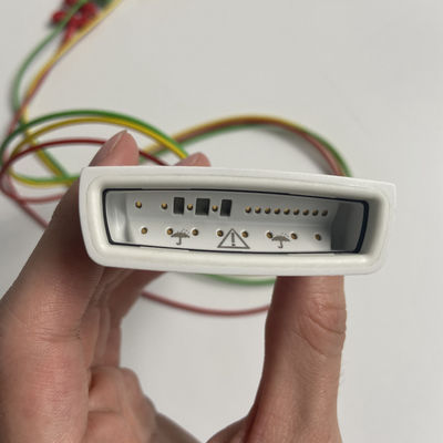 ثلاثة أدلة العصا القياسية الأوروبية مع وصلة الأكسجين في الدم ECG 3 رصاصة Grabber REF:989803171911